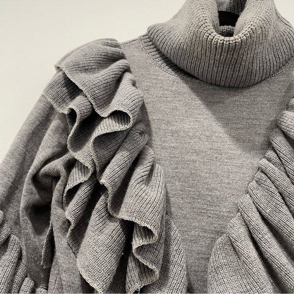 Alice + Olivia Grey Libbie Ruffled Pullover Sweater - Picture 4 of 9